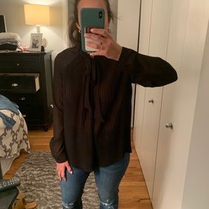 Who what wear black sheet top size medium